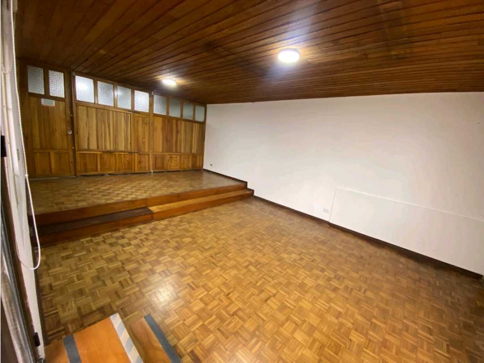 Local en Arriendo Servicios Incluidos e Internet sector Versalles — foto 4