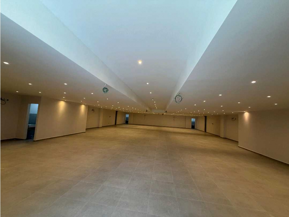 LOCAL COMERCIAL NUEVO EN ARRIENDO 415 m² | IDEAL PARA CALL CENTER — foto 6