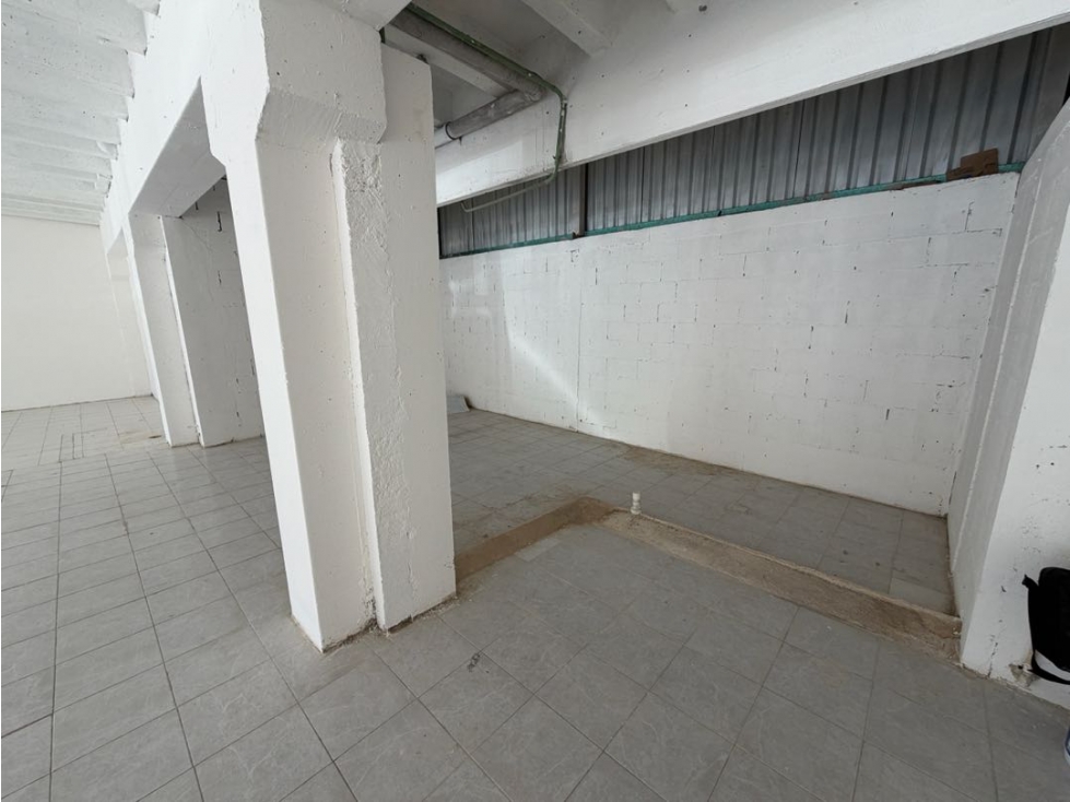 LOCAL EN RENTA AV LA LUNA CANCÚN DE 50m2 — foto 4
