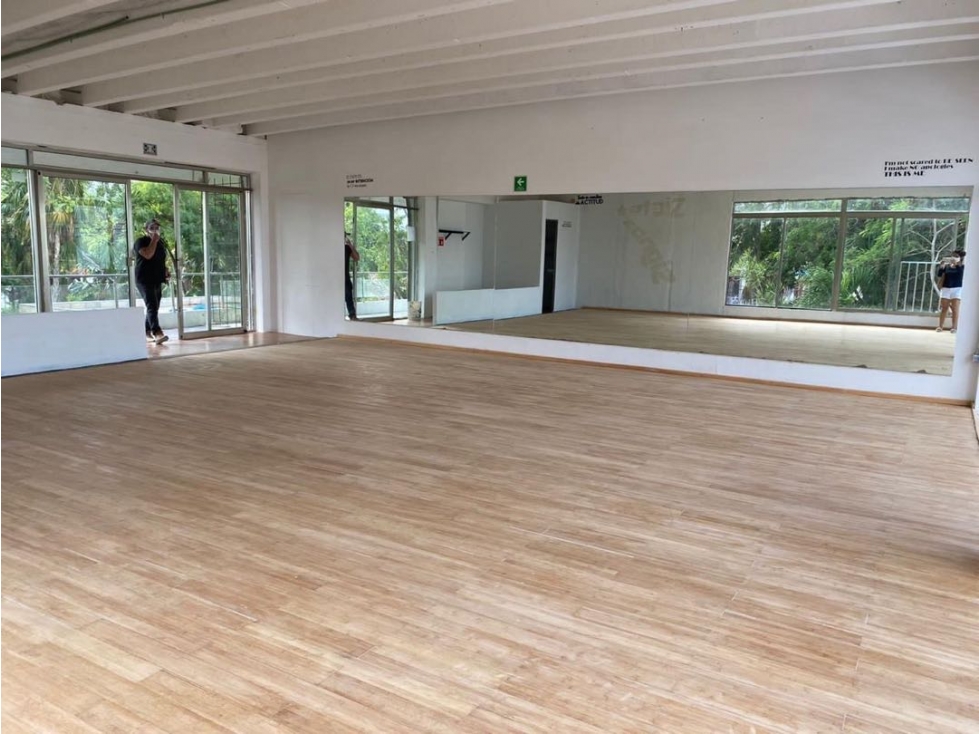 LOCAL EN RENTA DE 100M2 EN AV LA LUNA CANCÚN - 3