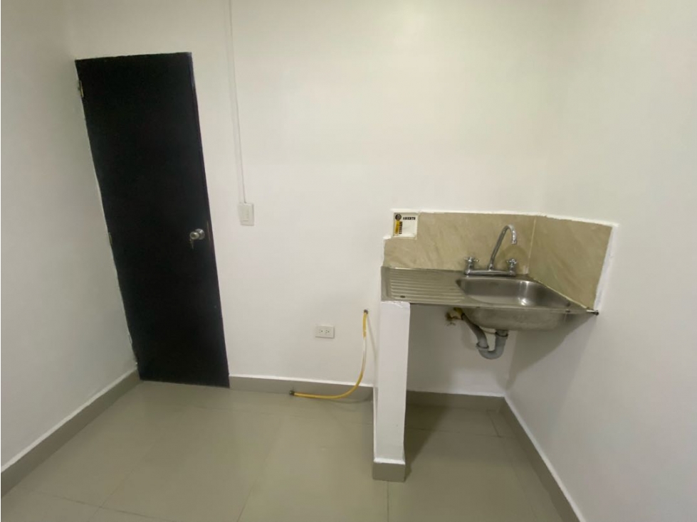 Local en arriendo en Estadio Medellín — foto 3