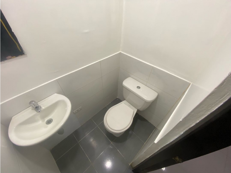 Local en arriendo en Estadio Medellín — foto 5