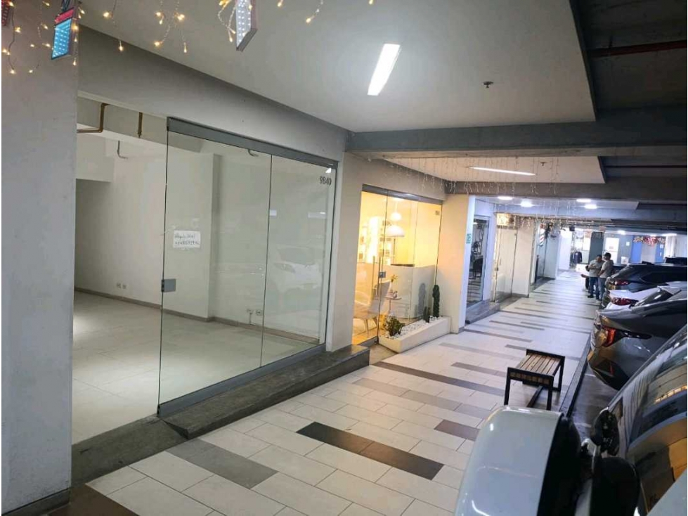 Local en Renta Av. Las Palmas. EL poblado Medellin
