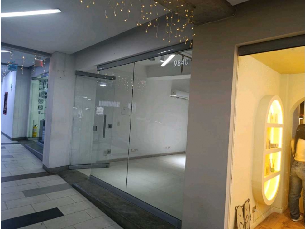 Local en Renta Av. Las Palmas. EL poblado Medellin — foto 3