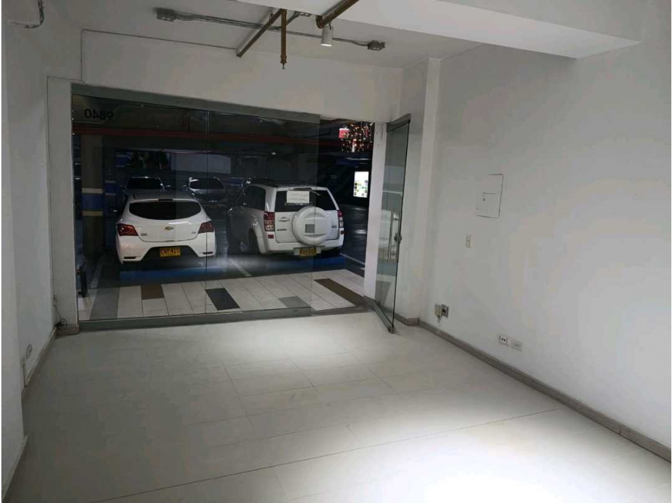 Local en Renta Av. Las Palmas. EL poblado Medellin — foto 4