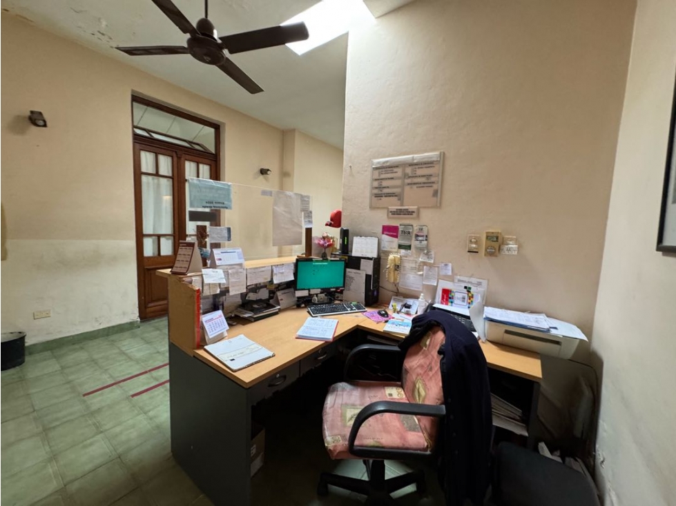 Local en venta a metros de Av. Mitre - 3