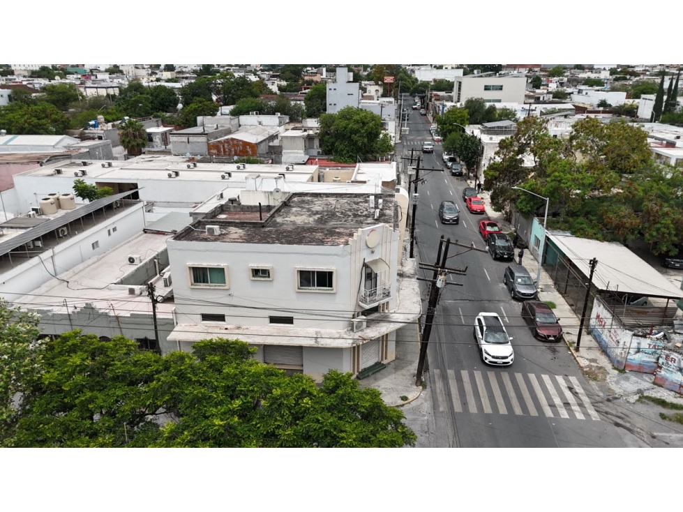 Local en Venta Centro Mty Serafin/Tapia - 2