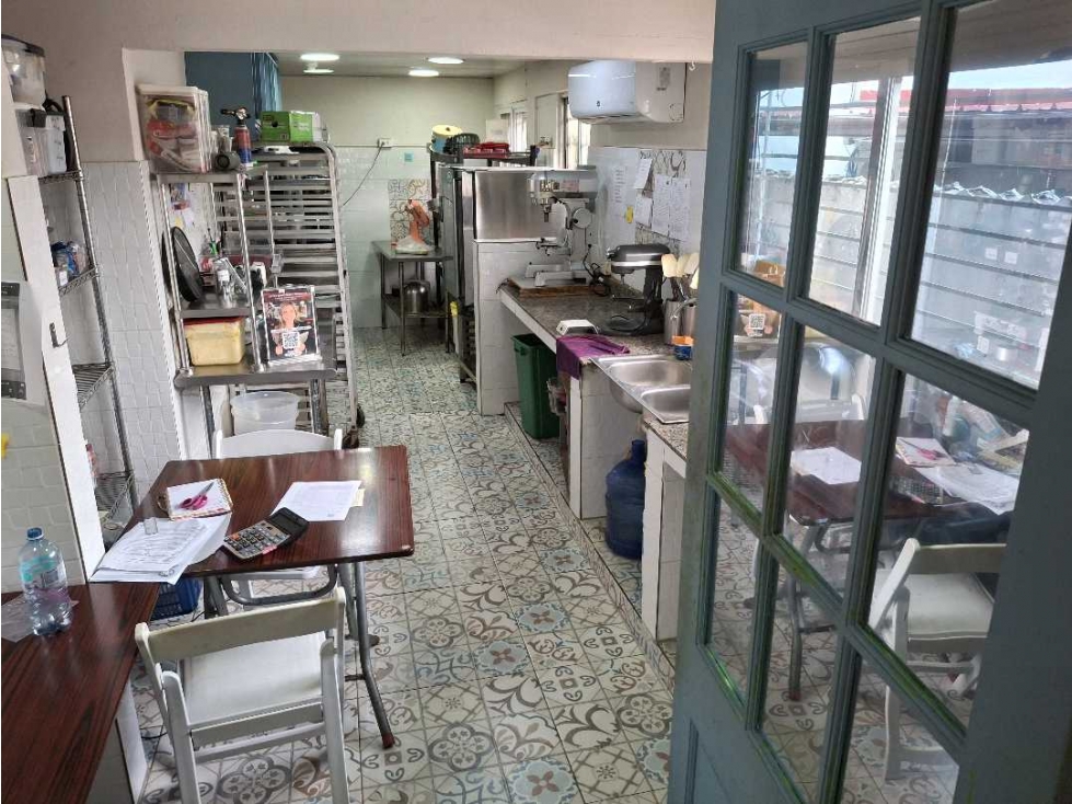 CASA COMERCIAL EN VENTA EL DORADO BETANIA — foto 3