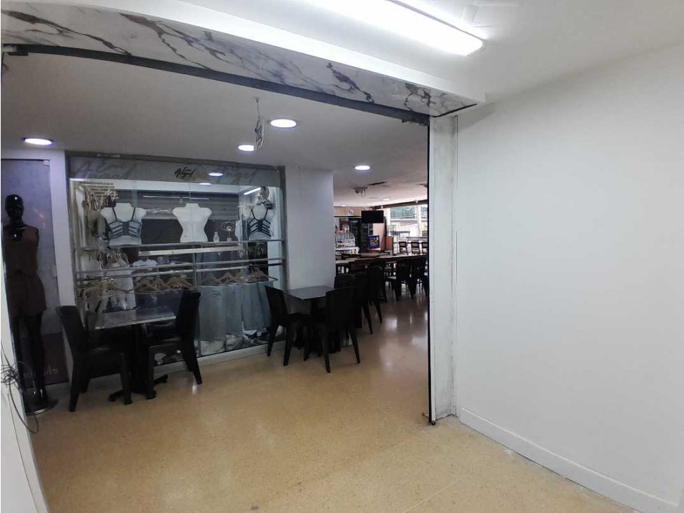 Local En Venta En El Centro Comercial MetroHueco — foto 5