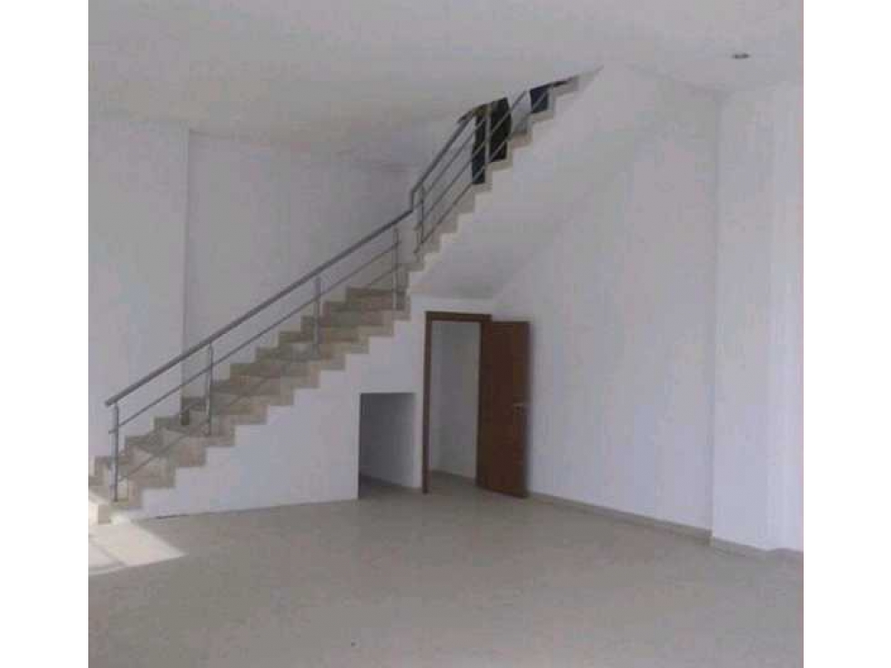 LOCAL EN ARRIENDO O VENTA EN EL CENTRO DE MONTERÍA - 2