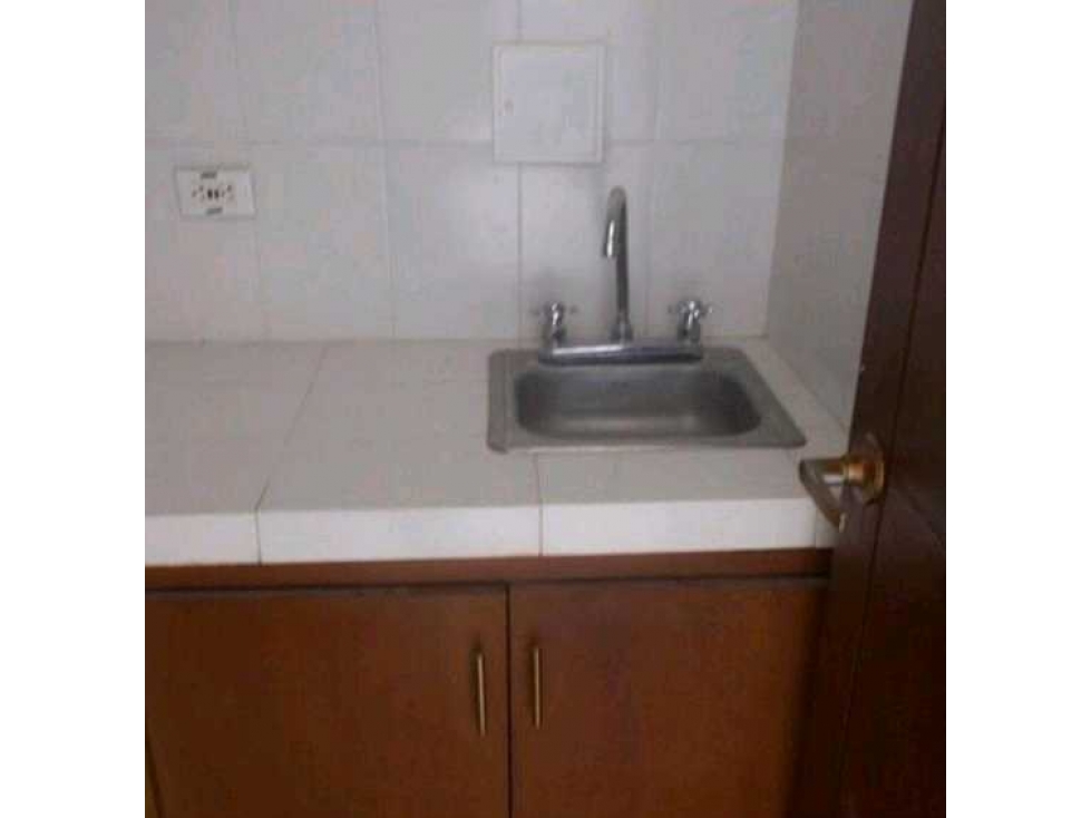 LOCAL EN ARRIENDO O VENTA EN EL CENTRO DE MONTERÍA - 3