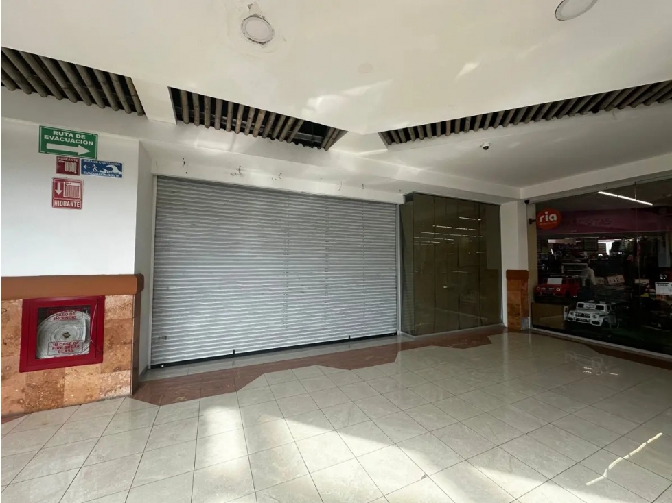 Oportunidad Comercial en Plaza Caracol, Puerto Vallarta | 146m² - 6