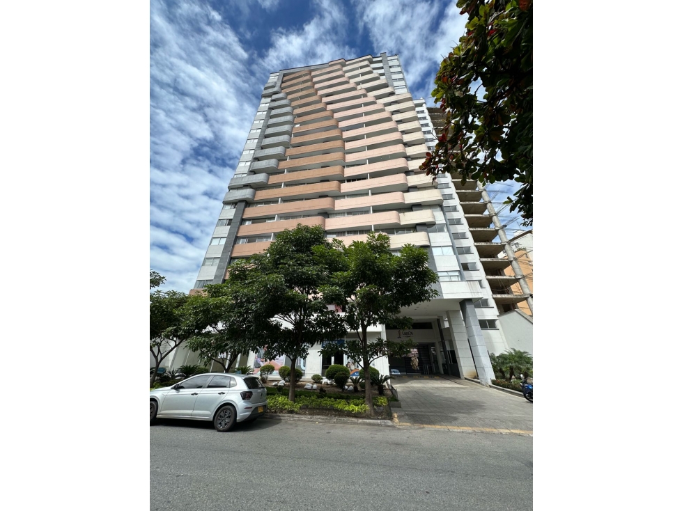 LOCAL EN VENTA EDIF. LAGOS DEL MARDEL - FLORIDABLANCA - 1