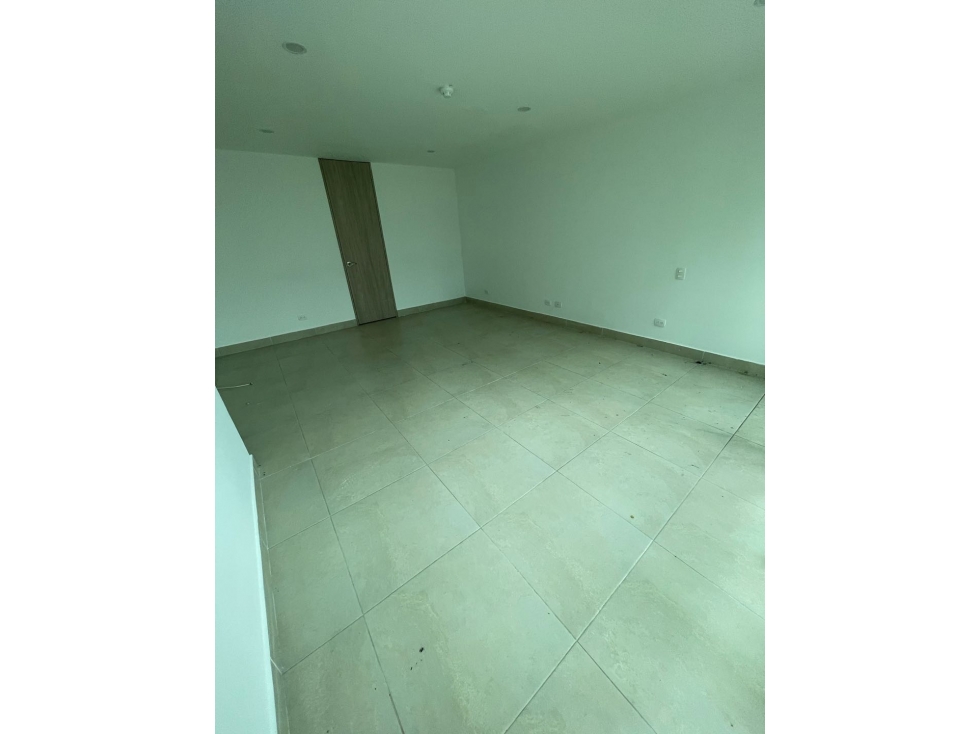 LOCAL EN VENTA O ALQUILER EN ATLANTIS — foto 5
