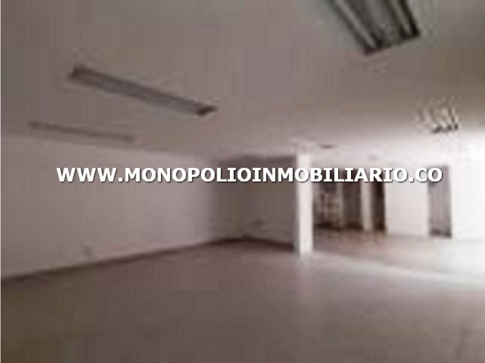 LOCAL EN VENTA - SECTOR NUEVA VILLA DE ABURRA, BELEN COD: 22675 - 6