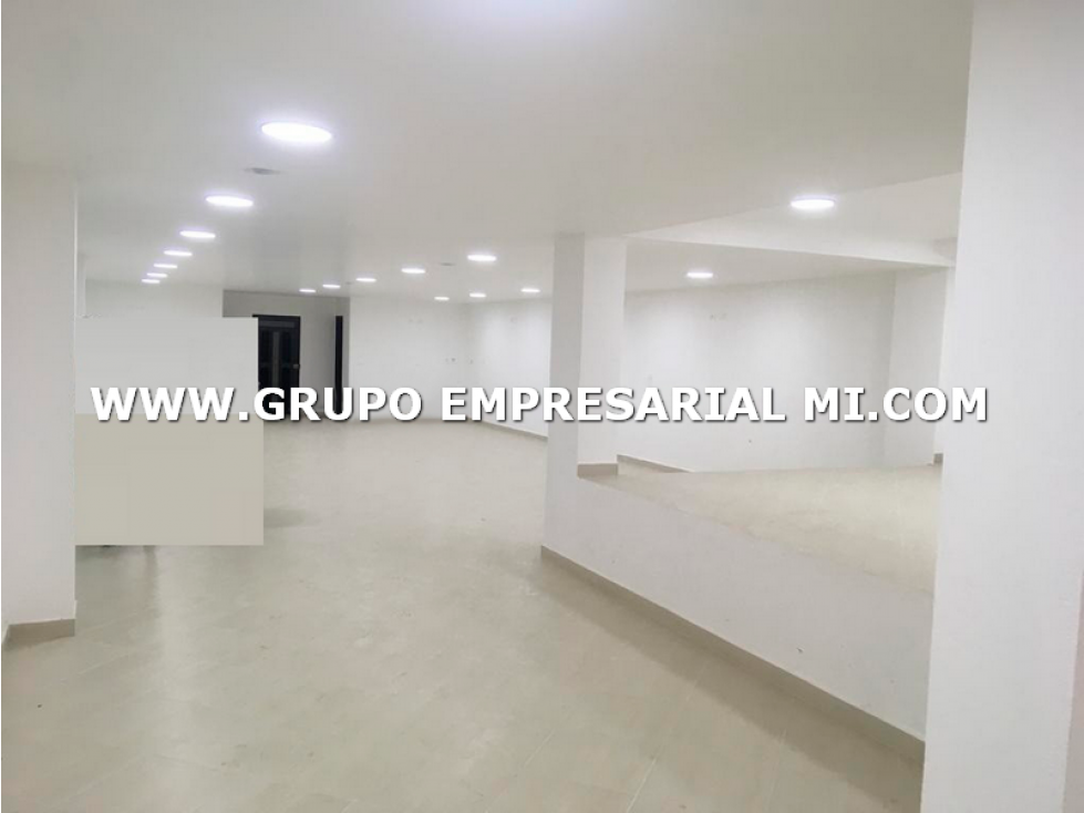 LOCAL EN VENTA - SECTOR PRADO, BELLO COD: 23693 - 4
