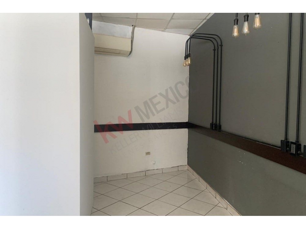 Local en zona comercial. Juarez Chihuahua - 3