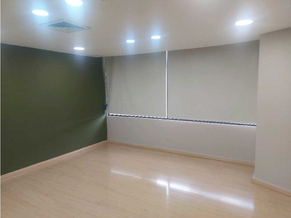 LOCAL MEZZANINE 200 M2 CALLE 50 TORRE VIP MANTENIMIENTO INLC — foto 3