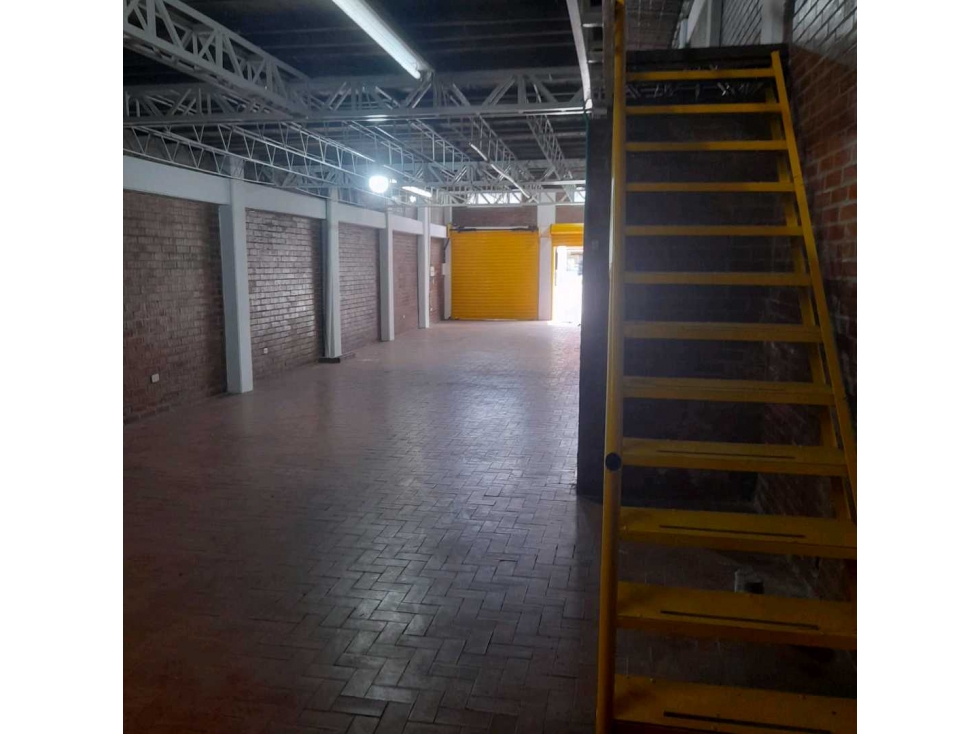 Local muy bien ubicado en la zona mas comercial de Armenia — foto 2