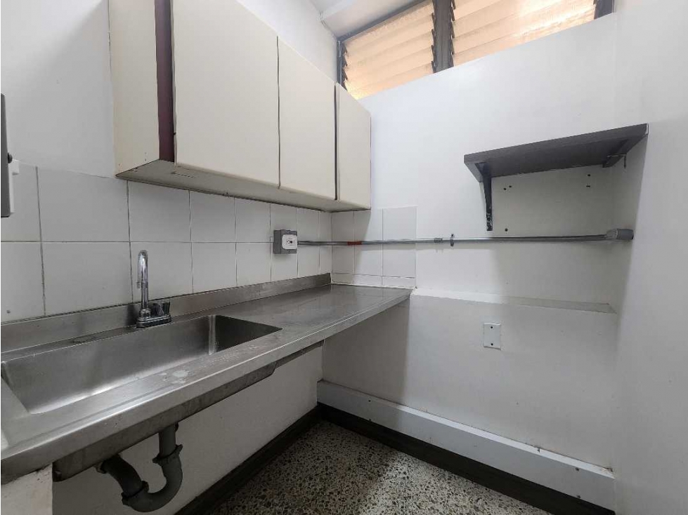 Local Oficina en Arriendo Parque de Envigado - 3