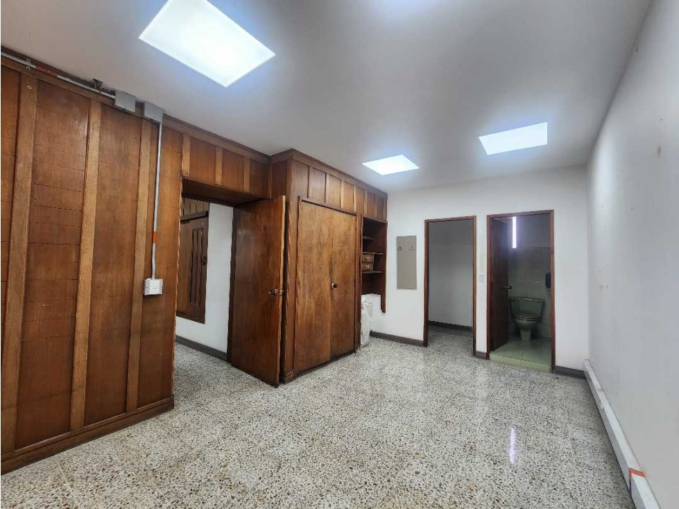 Local Oficina en Arriendo Parque de Envigado - 5