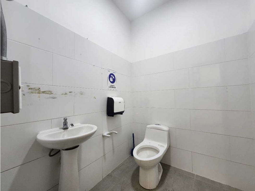 Local Oficina DOBLE en Arriendo Parque de Envigado - 6