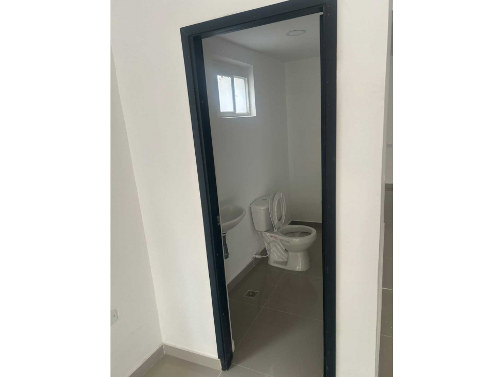 LOCAL COMERCIAL EN EXCELENTE UBICACIÓN | 350 M² | $14.000.000 — foto 4