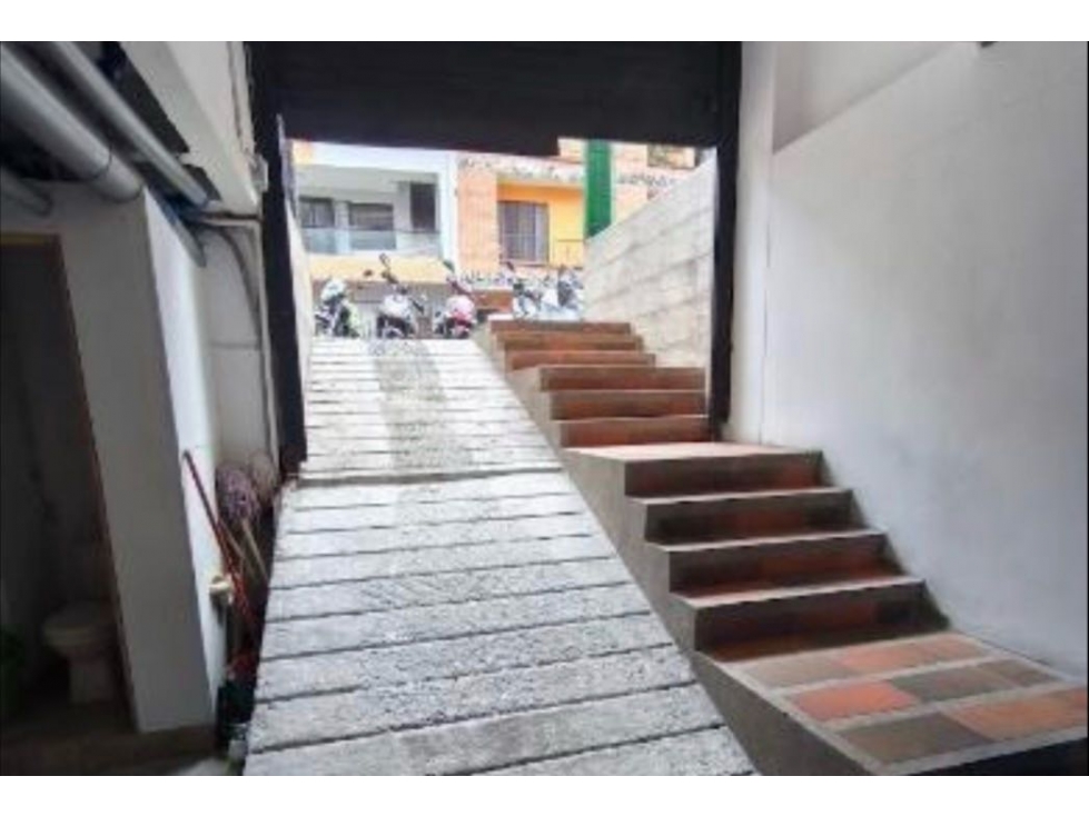 LOCAL PARA LA VENTA CALDAS ANTIOQUIA - 2