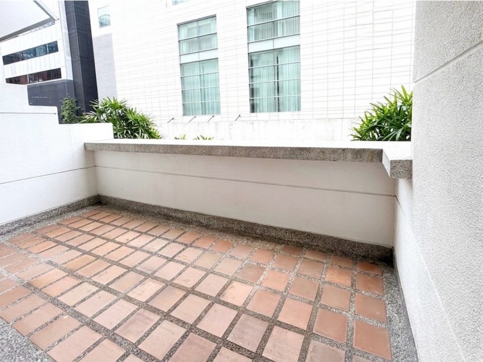 Local para la venta en el Poblado — foto 2