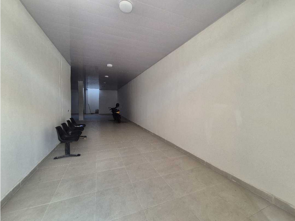 LOCAL POBLADO P1 - 2