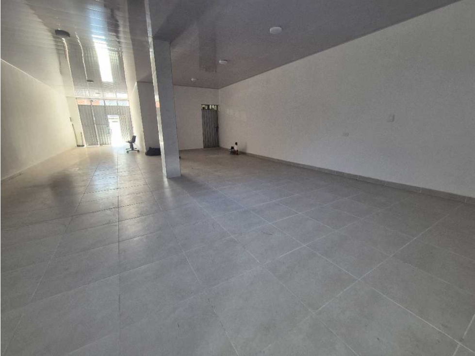 LOCAL POBLADO P1 - 5