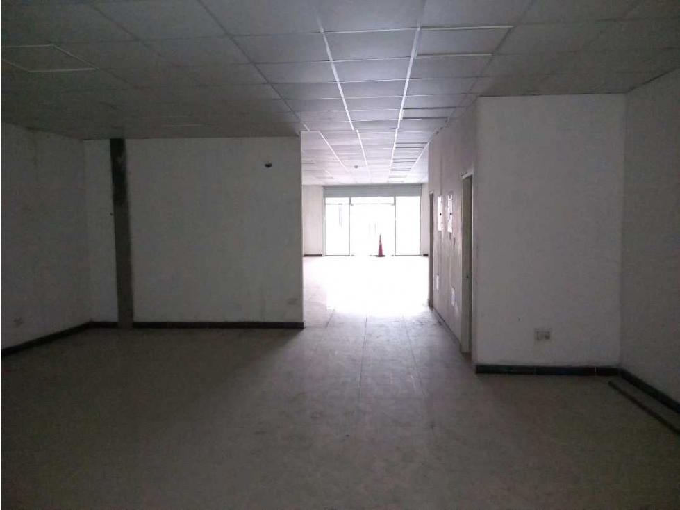 LOCAL / PUEBLO NUEVO / PH POLI / 150 M2 / PLANTA ALTA / VACIO JC - 3