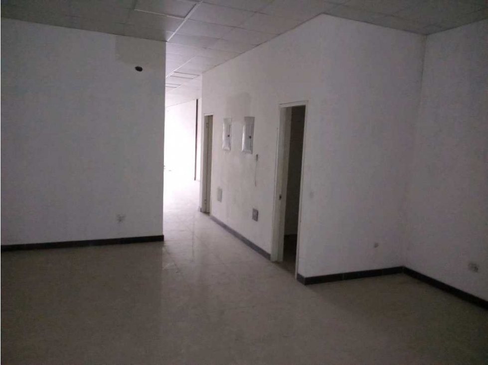 LOCAL / PUEBLO NUEVO / PH POLI / 150 M2 / PLANTA ALTA / VACIO JC - 6