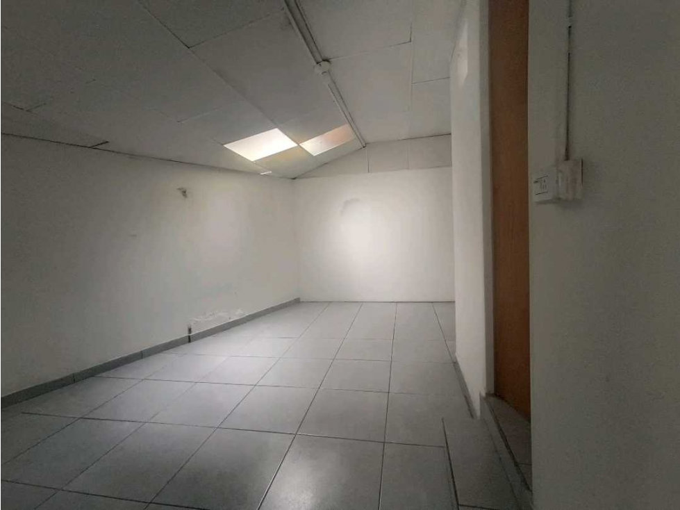 Local u Oficina Avenida Paralela Vélez Manizales — foto 5