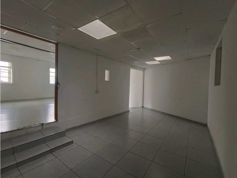 Local u Oficina Avenida Paralela Vélez Manizales — foto 6