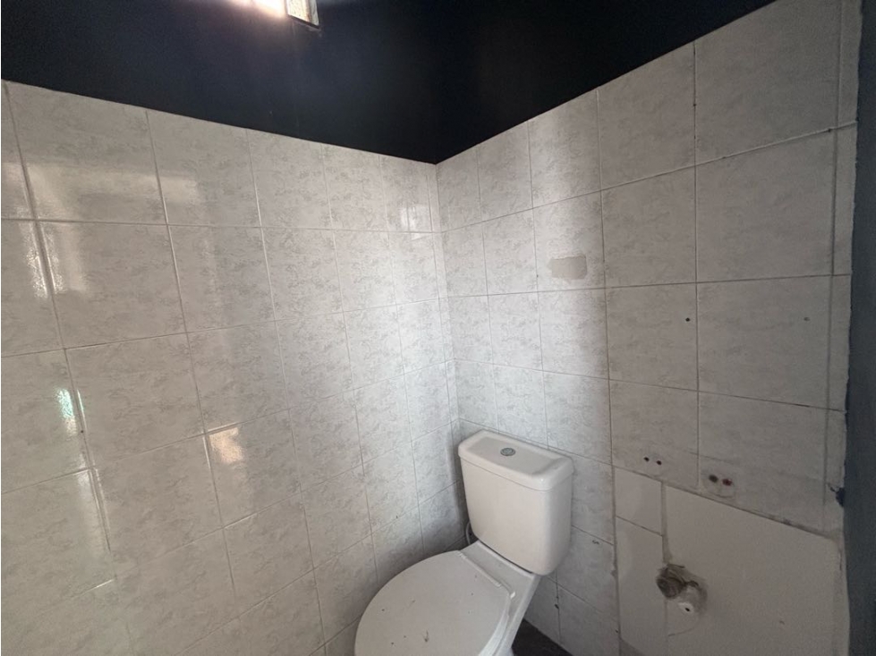 Local u oficina en ubicación estratégica, Crr 80 para renta Medellín — foto 4
