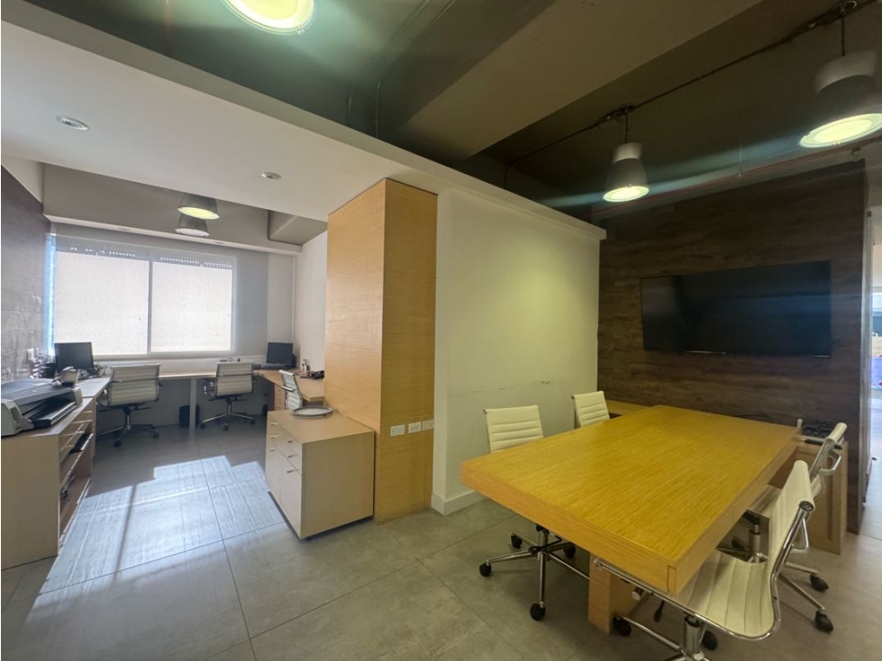 Local u oficina en venta en la Avenida Las Palmas — foto 3