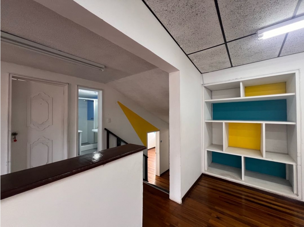 Local u Oficina Milán Manizales — foto 4