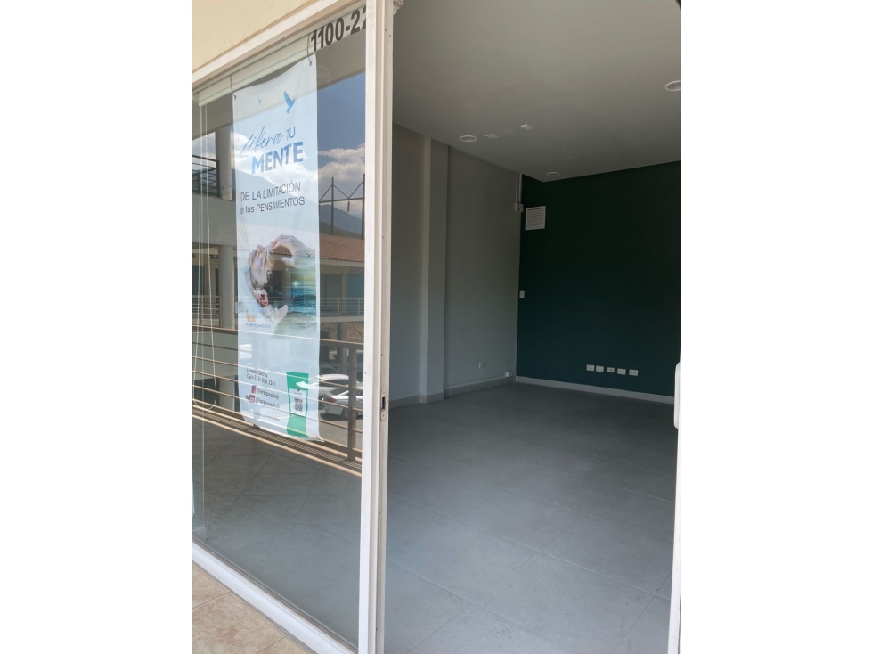 LOCAL VENTA EN EL URO PLANTA ALTA 40 mts2 PLAZA ENCINO LSL - 5