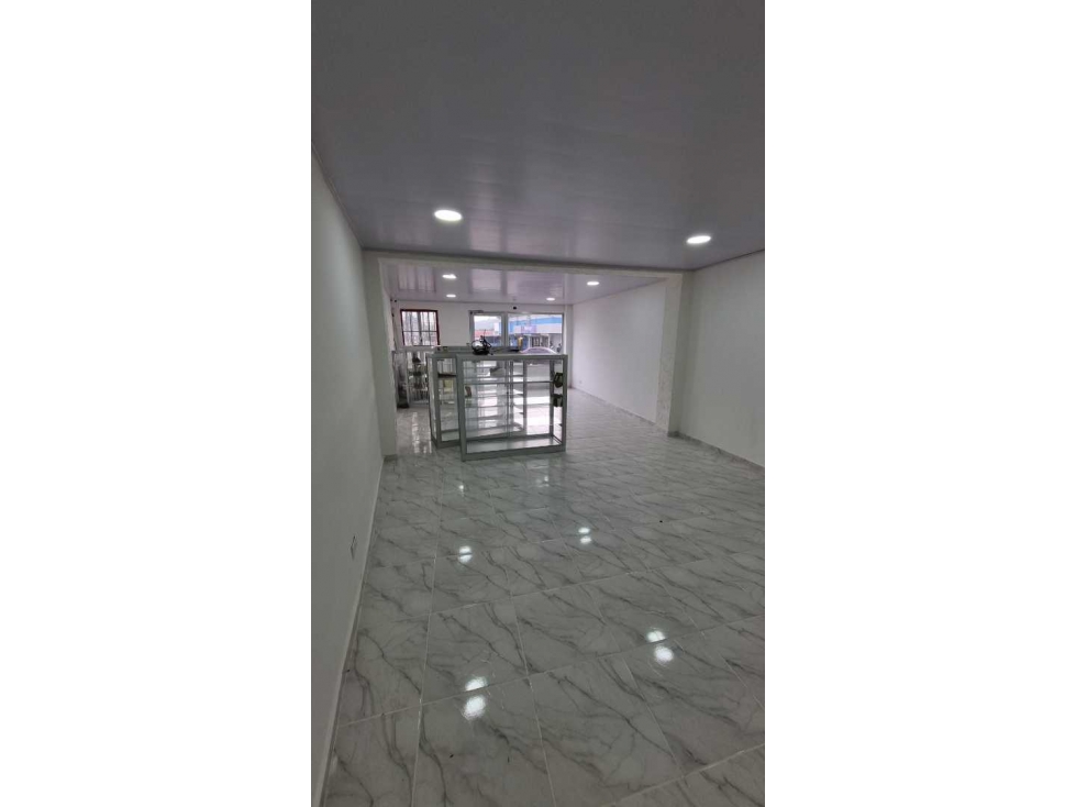 LOCAL VILLA GUADALUPE - SAN MIGUELITO — foto 3