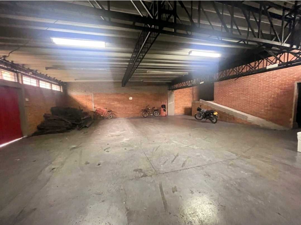 Local y lote - esquina Comercial sector Los Héroes - Av.80-Aut. Norte — foto 4