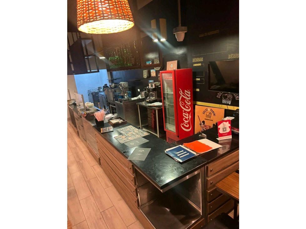 Venta o arriendo Local Centro Comercial Santafé, Bogotá — foto 3