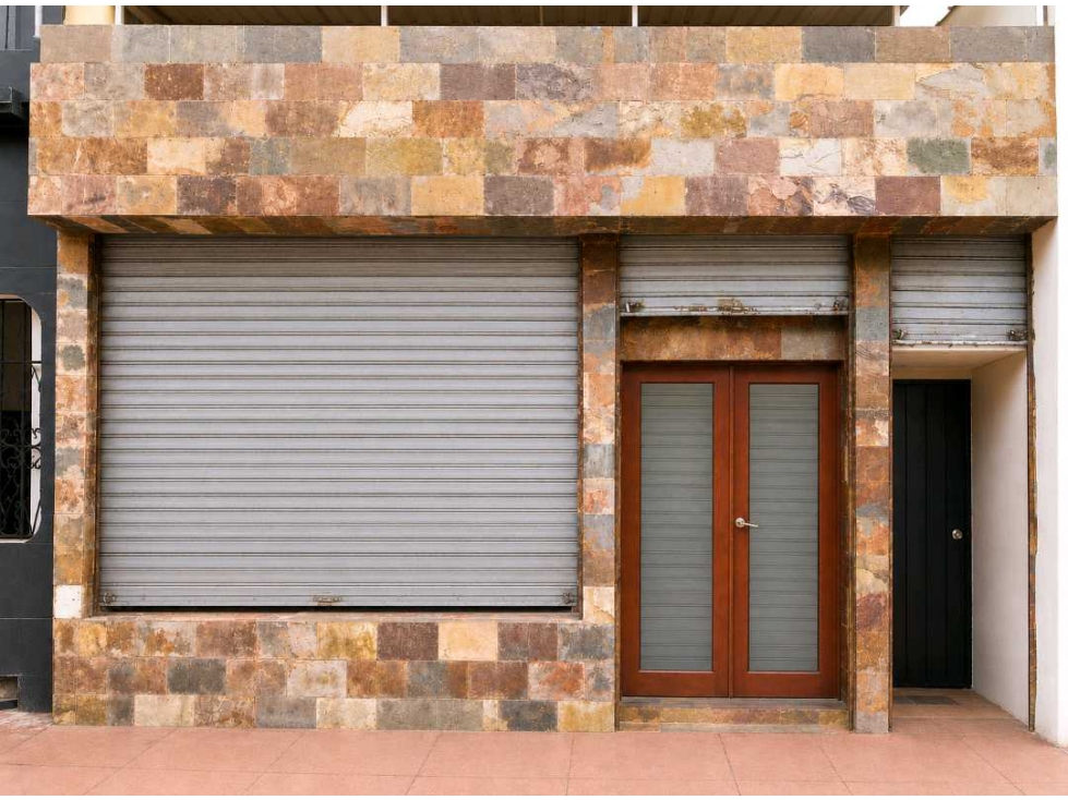 LOCAL COMERCIAL EN URDESA CCENTRAL