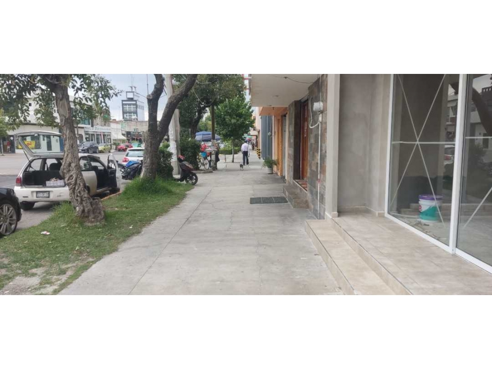Local comercial en renta TERECER NIVEL APIZACO - 5