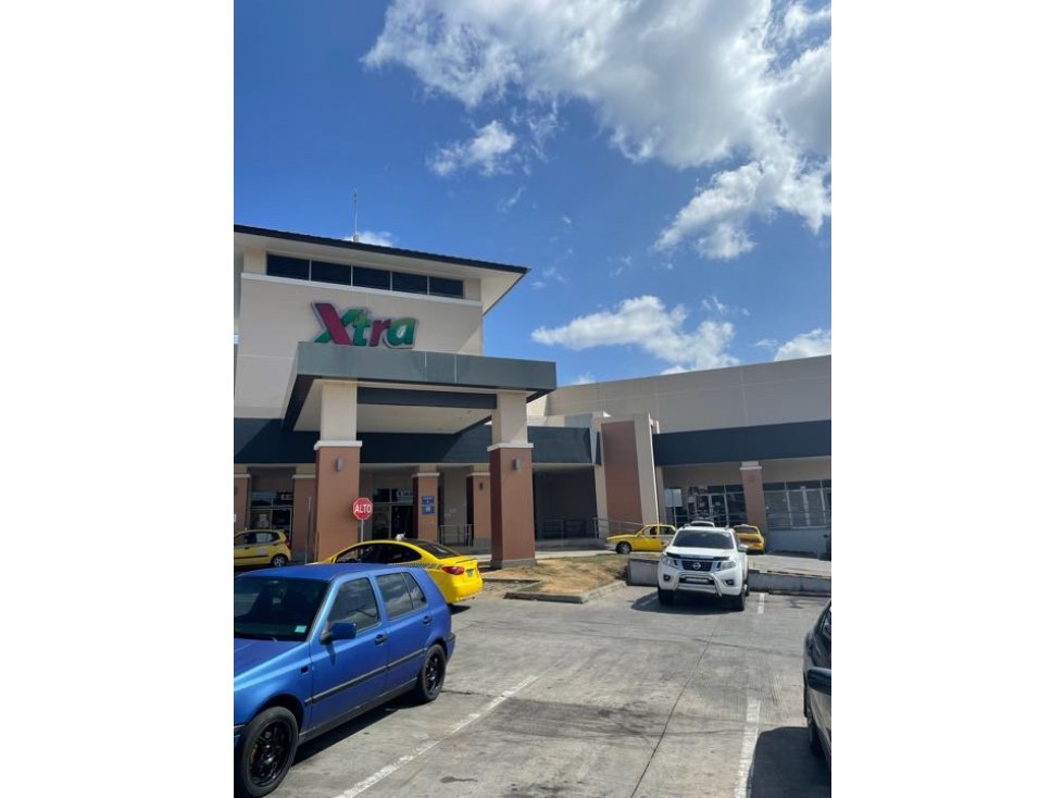 VILLALOBOS PLAZA/LOCALES $950/ALQUILER - 3