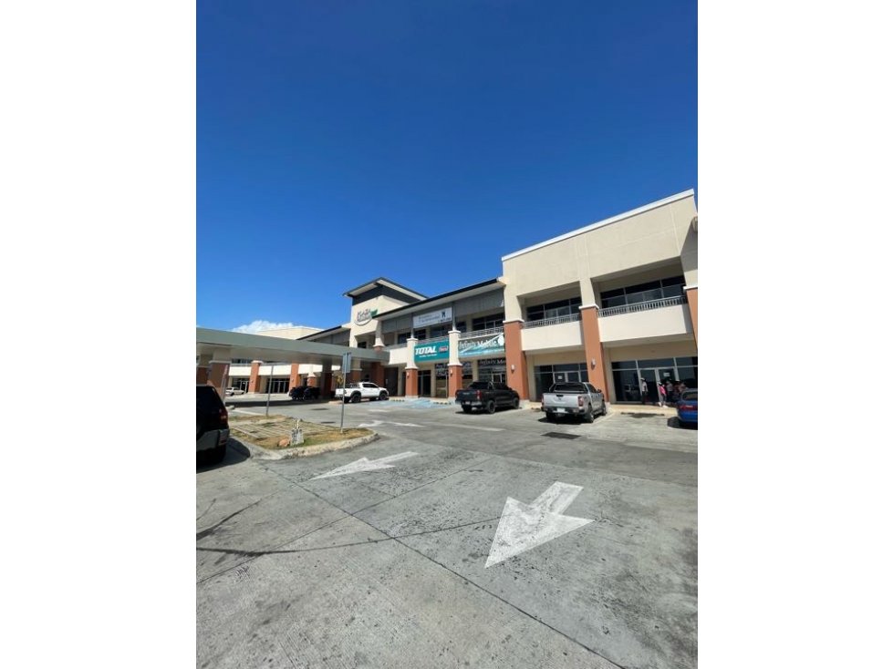 VILLALOBOS PLAZA/LOCALES $950/ALQUILER - 4