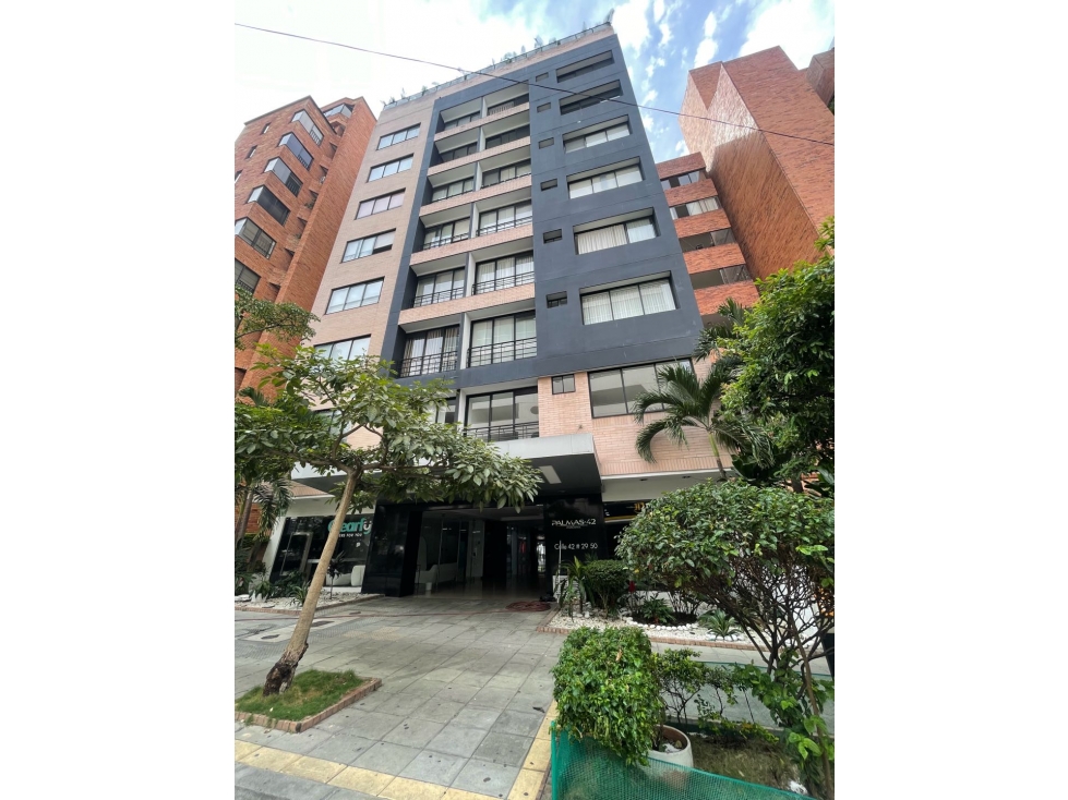 LOCALES 10-11 EN ARRIENDO/ PALMAS.42 PARK HALL - 1