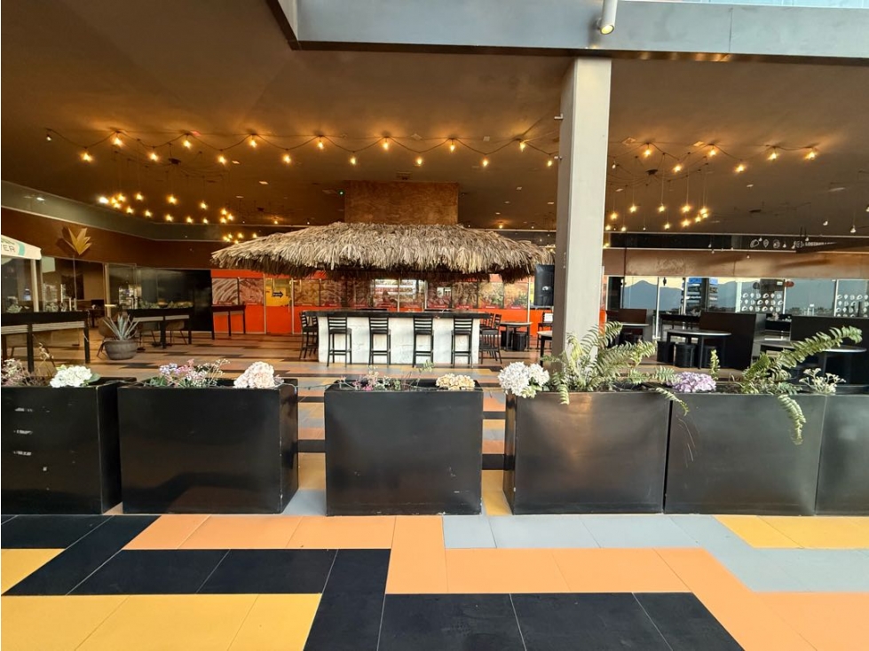 Local para Restaurante Plaza Serrania Av Puerta de Hierro Cumbres Mty — foto 6