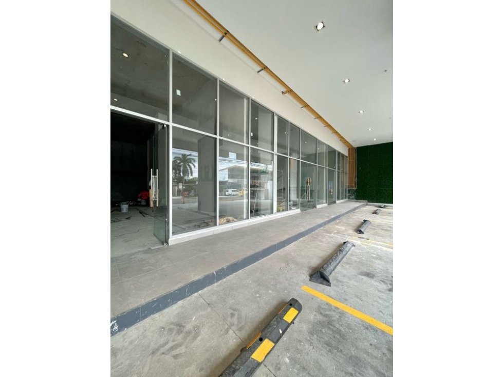 PARQUE LEFEVRE/LOCALES /VENTA - 2
