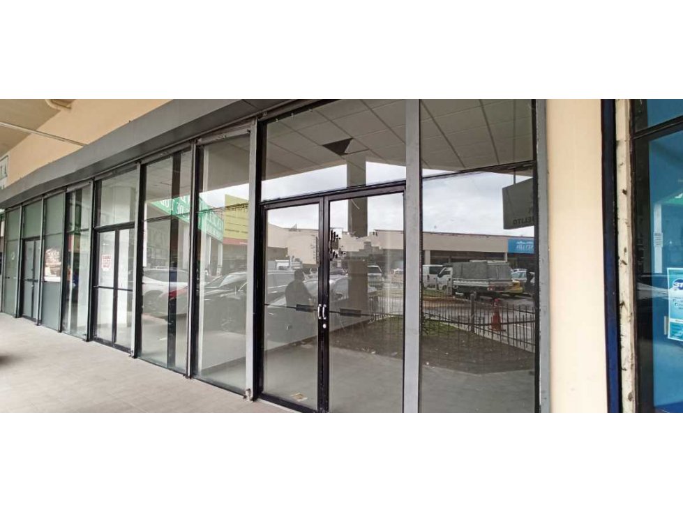Locales Remodelados listos para ocupar en Gran Estación San Miguelito - 1
